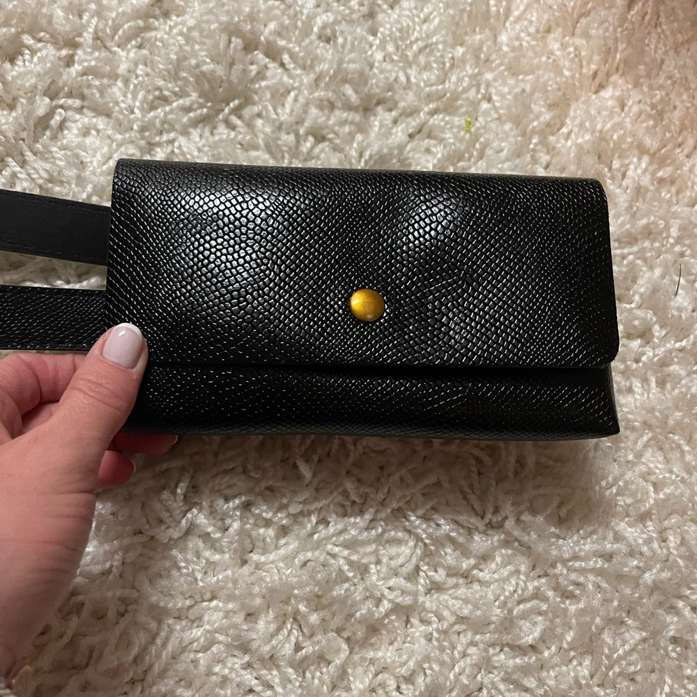 Black belt bag - Picture 2 of 4